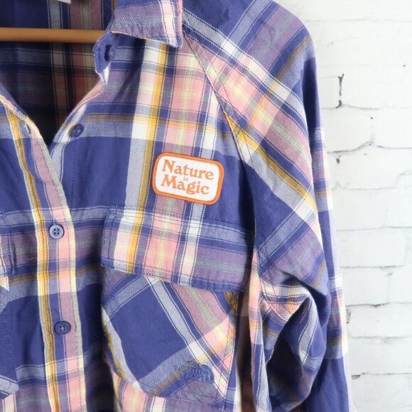 THE NORTH FACE BLUE/PURPLE PINK & YELLOW FLANNEL CAMP SHIRT SIZE MEDIUM - Picture 10 of 13